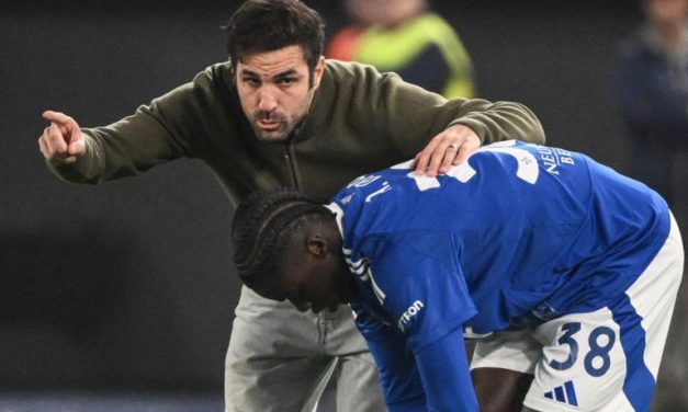 Cesc Fabregas, Lampu Hijau: Siap Bergabung Dengan Klub Baru?