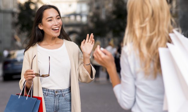 Di Balik Senyum Ramah, Ada Sikap Yang Perlu Diwaspada