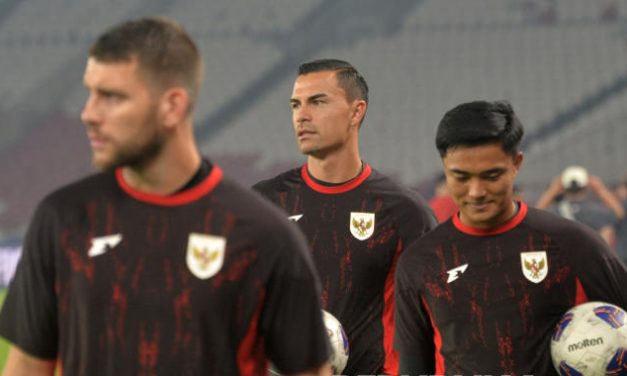 Maarten Paes Curi Perhatian, Kiper Terbaik PSSI Awards 2026