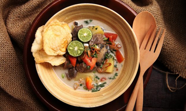 Soto Betawi, Makanan Khas Jakarta Yang Wajib Di Coba
