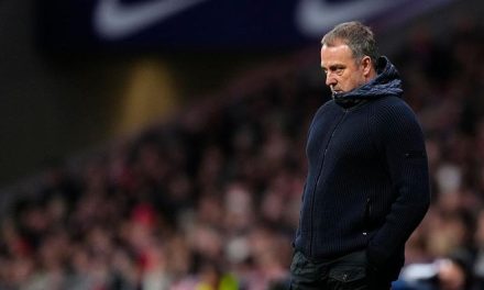 Barcelona Menang Telak, Tetap Tak Selamat Dari Kritik Hansi Flick