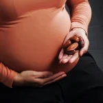 Ibu Hamil Dan Kurma: Camilan Sehat Aman Untuk Ibu & Janin