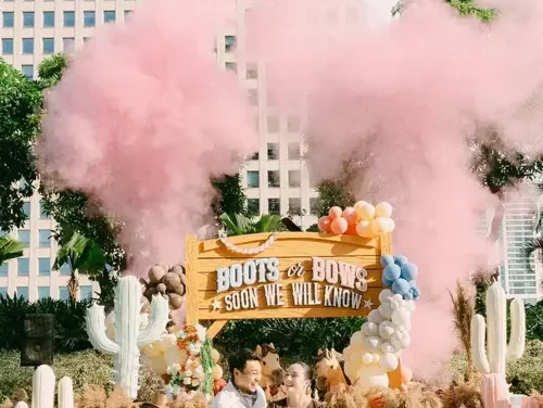Potret Gender Reveal Chelsea Islan Penuh Bahagia