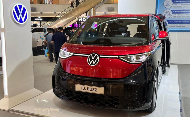 Unik Dan Futuristik! VW ID. Buzz Siap Curi Perhatian Di Jalan