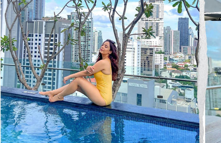 Potret Liburan Srishty Rode Di Bangkok, Tampil Santai Dan Stylish