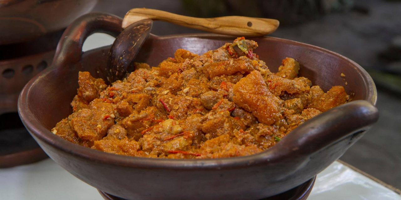 Kuliner Krecek: Sensasi Pedas Gurih Khas Nusantara