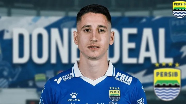 Luka Menalo Ungkap Rasa Nyaman Dan Bertahan Lama Di Persib