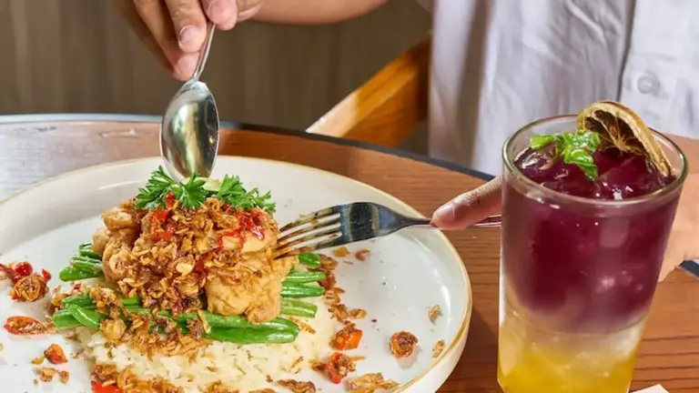 Tubuh Tetap Ideal Meski Sering Makan, Kebiasaan Dari Psikologi