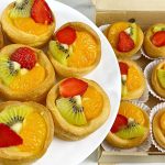 Soes Buah, Camilan Manis Segar Yang Selalu Menggoda