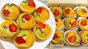Soes Buah, Camilan Manis Segar Yang Selalu Menggoda