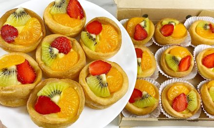 Soes Buah, Camilan Manis Segar Yang Selalu Menggoda