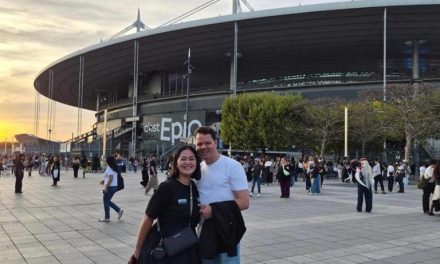 Gracia Indri Nonton BIGBANG Di Paris, Di Temani Suami