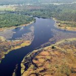 Suatu Kealamian Aliran Air Sungai Yang Bergerak