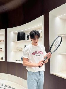 Auto Kece! Inspirasi Outfit Ala Nam Joo Hyuk & Gaya Youthful