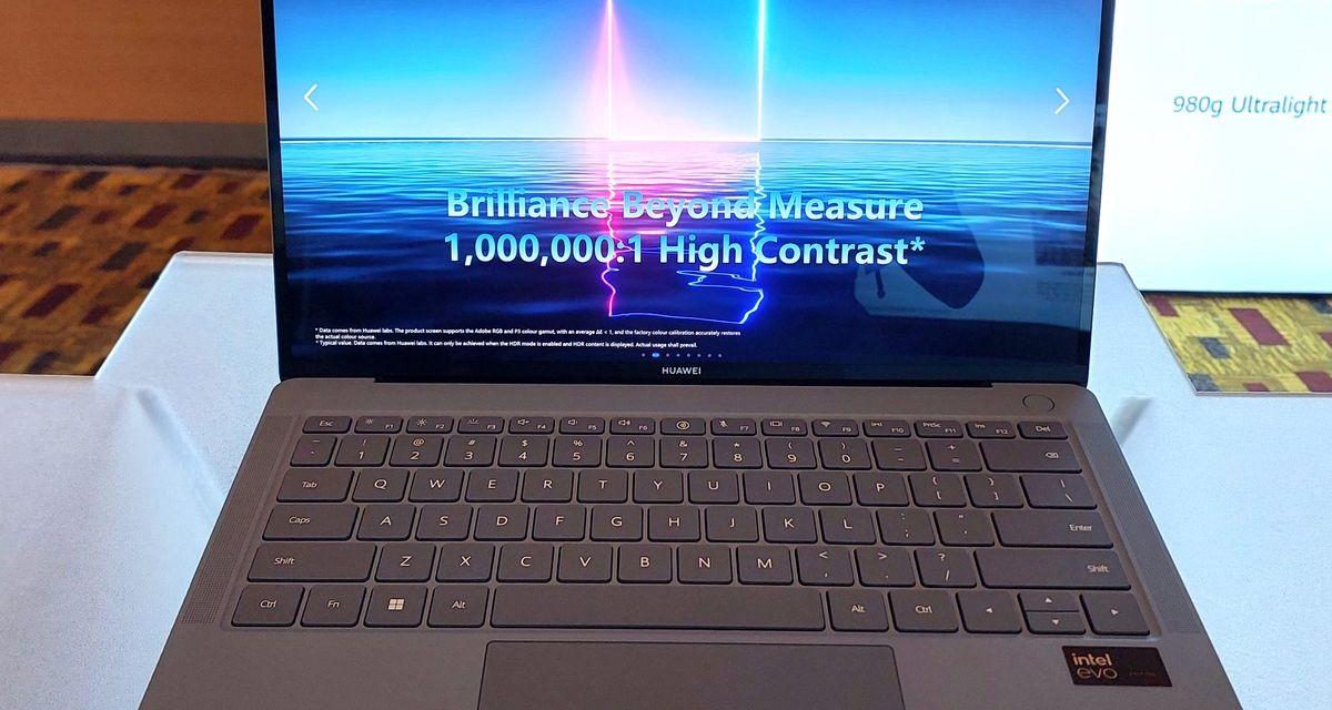 Visual Makin Tajam! Huawei MateBook X Pro, Layar OLED 3.1K